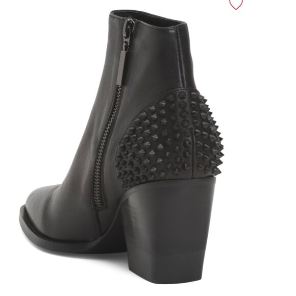 NEW  LOLA CRUZ Patent Leather Lace Up Booties for women in black 725 8j4 - Picture 2 of 6